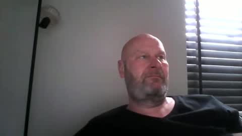 Snapshot of bigmike3339 chatting on 02.19.26 bigmike3339 online show from 02.19.26