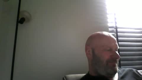 Snapshot of bigmike3339 chatting on 04.16.26 bigmike3339 online show from 04.16.26