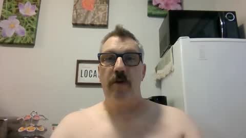 Snapshot of bignhard69_ chatting on 11.26.25 Bignhard696 online show from 11.26.25