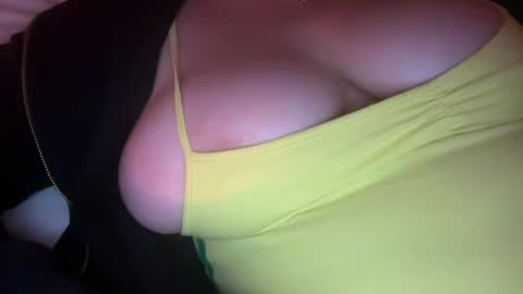 Snapshot of bigpickles6969 chatting on 07.25.26 bigpickles6969 online show from 07.25.26