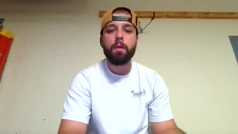 Snapshot of bigred4709 chatting on 05.29.26 bigred4709 online show from 05.29.26