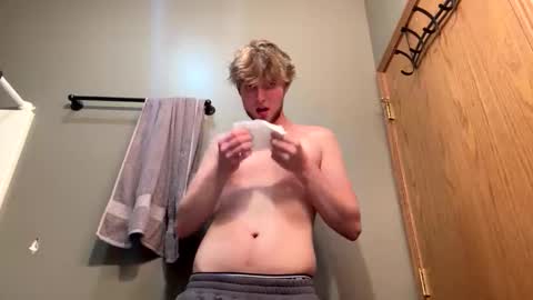 bigskinnyboyshh online show from 05.13.26