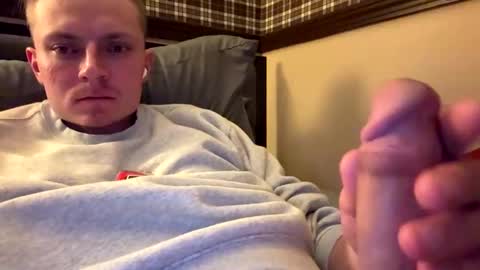 Snapshot of bigspoon610 chatting on 10.25.25 bigspoon610 online show from 10.25.25