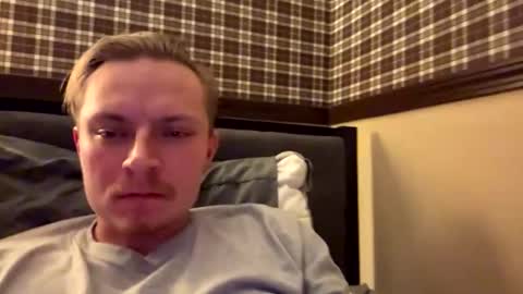 Snapshot of bigspoon610 chatting on 11.28.25 bigspoon610 online show from 11.28.25