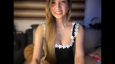 Yna     online show from 02.11.26