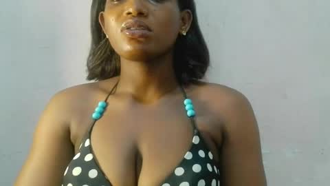 Snapshot of bigtits_giina chatting on 08.01.26 bigtits_giina online show from 08.01.26