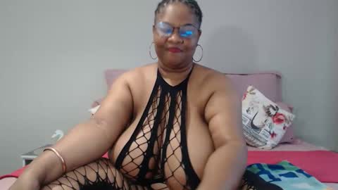Lona online show from 05.18.26