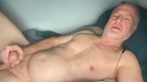 Bigwebone online show from 12.22.25