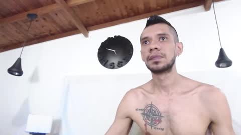 Snapshot of bigzehuz chatting on 02.07.25 andres online show from 02.07.25