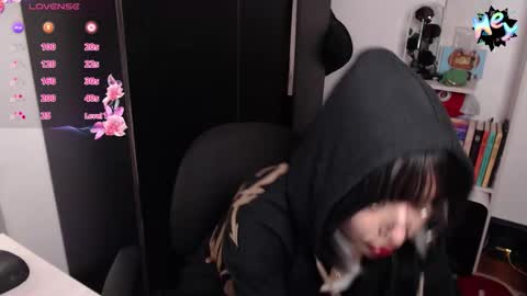 Snapshot of biihoney chatting on 09.16.25 Valeria 3 online show from 09.16.25