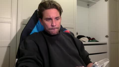 bikdig1 online show from 12.12.24