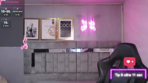 Snapshot of bily_takure_v chatting on 10.04.25 Live 1000pm 600am COLOMBIAN HOUR online show from 10.04.25