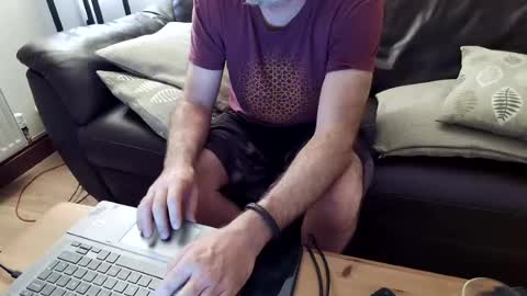 Snapshot of bindmedown chatting on 07.17.26 bindmedown online show from 07.17.26