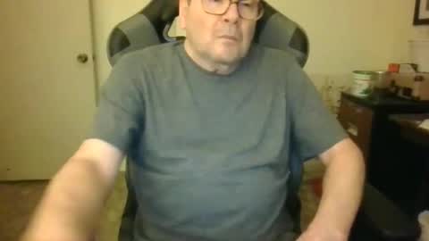 Snapshot of bink195234 chatting on 12.04.24 Bink195234 online show from 12.04.24