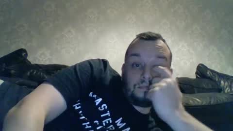 Snapshot of biopenjay chatting on 12.28.24 biopenjay online show from 12.28.24