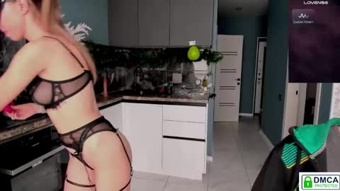 Mia and Rick online show from 04.05.26