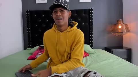 boy online show from 02.14.25