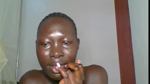 Snapshot of black_diamond24 chatting on 12.01.25 black diamond24 online show from 12.01.25