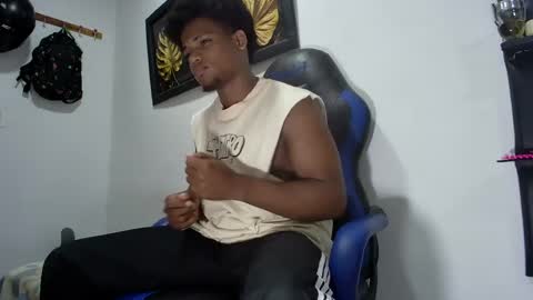 Snapshot of black_dicck chatting on 03.04.25 tu morenito online show from 03.04.25