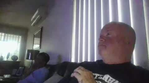 Snapshot of black_n_white4 chatting on 02.27.25 black_n_white4 online show from 02.27.25