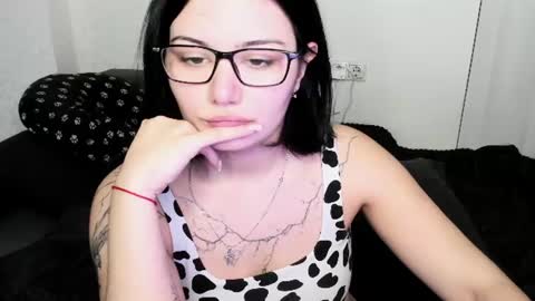 Mon Mon online show from 07.26.26