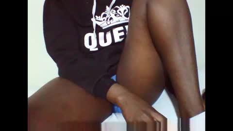 Snapshot of black_queen9 chatting on 05.01.26 noel online show from 05.01.26