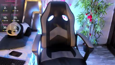 B L A C K  R O S E  online show from 11.12.25