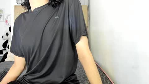 Snapshot of black_rose02 chatting on 04.25.26 B L A C K R O S E online show from 04.25.26