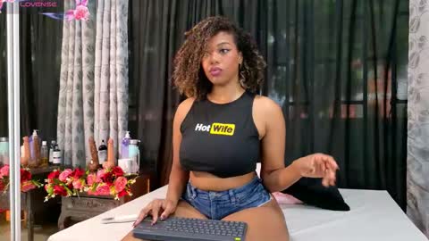 Tifany online show from 02.13.26