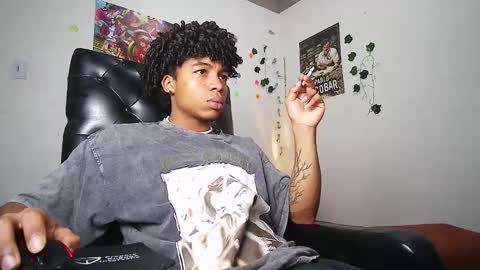 Snapshot of black_tentationx chatting on 02.20.25 black_tentationx online show from 02.20.25