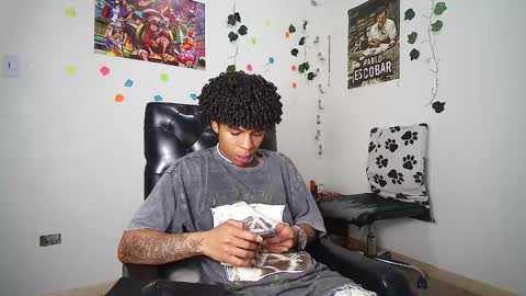 Snapshot of black_tentationx chatting on 02.24.25 black_tentationx online show from 02.24.25