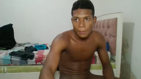 Snapshot of blackpanther_king chatting on 01.13.25 blackpanther_king online show from 01.13.25