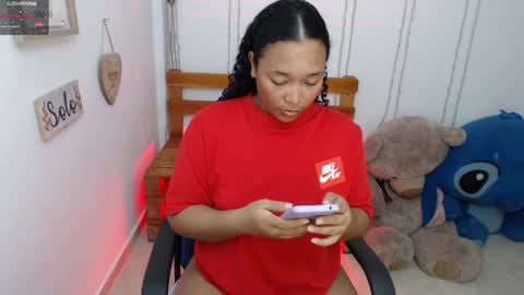 Snapshot of blackqueen_18 chatting on 01.27.25 blackqueen_18 online show from 01.27.25