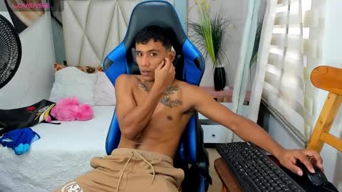 Snapshot of blacksex_boy chatting on 12.05.24 Marlon online show from 12.05.24