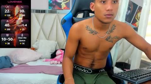Snapshot of blacksex_boy chatting on 01.09.25 Marlon online show from 01.09.25