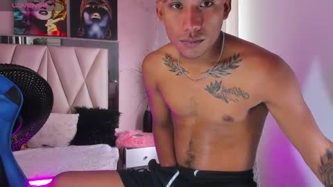 Snapshot of blacksex_boy chatting on 03.04.25 Marlon online show from 03.04.25