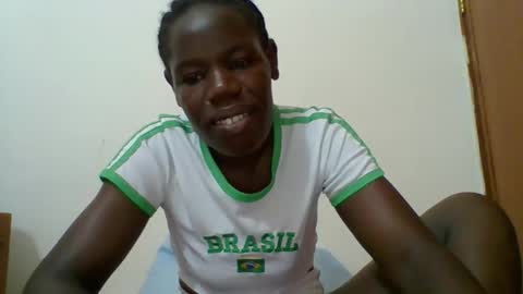 Snapshot of blacksexygal chatting on 10.21.25 SARAH online show from 10.21.25