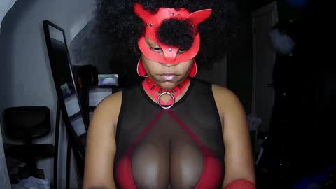 Queen Siren online show from 12.10.24