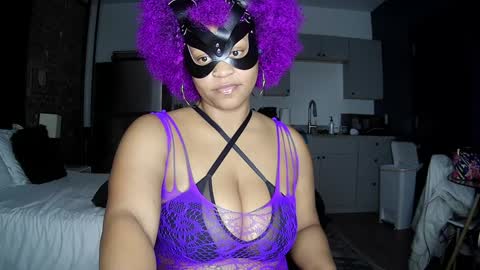 Queen Siren online show from 01.11.25