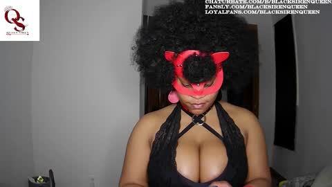 Queen Siren online show from 02.23.25