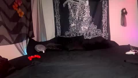 Snapshot of blackstarzara chatting on 01.18.25 blackstarzara online show from 01.18.25