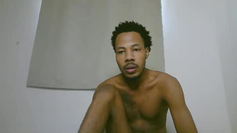 Snapshot of blackzilian_ chatting on 09.14.25 HASSAN online show from 09.14.25