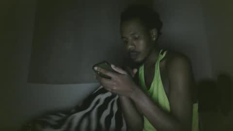 Snapshot of blackzilian_ chatting on 10.16.25 HASSAN online show from 10.16.25