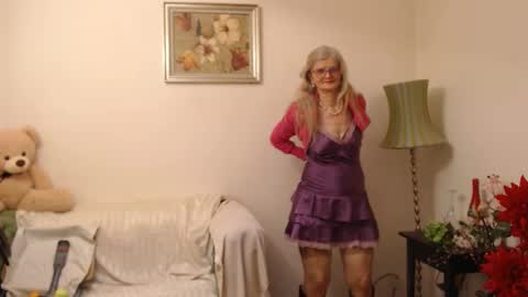 Snapshot of blairfort chatting on 01.21.25 blairfort online show from 01.21.25