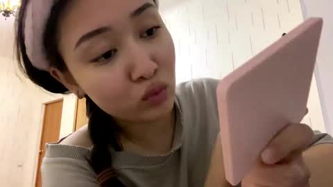 Mila online show from 03.04.26