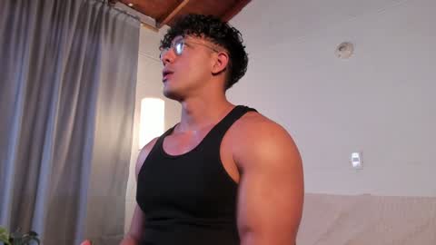 Snapshot of blake_levi chatting on 12.08.24 Blake Levi Independent Model online show from 12.08.24