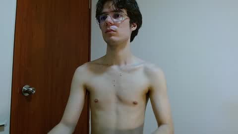 Snapshot of blakeshatter chatting on 12.18.24 blakeshatter online show from 12.18.24