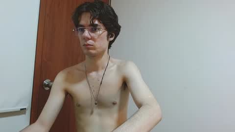 Snapshot of blakeshatter chatting on 01.03.25 blakeshatter online show from 01.03.25