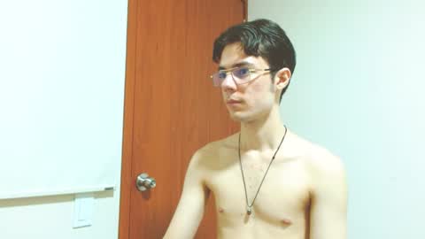 Snapshot of blakeshatter chatting on 01.20.25 blakeshatter online show from 01.20.25