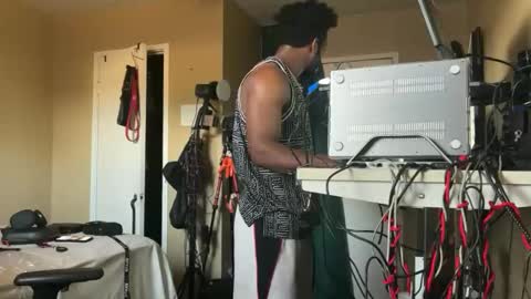 Snapshot of blakjag chatting on 09.18.25 Blackjag00 online show from 09.18.25